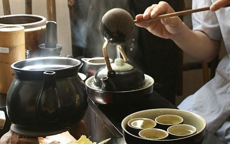 Nước được sử dụng để pha trà trong văn hóa trà đạo 