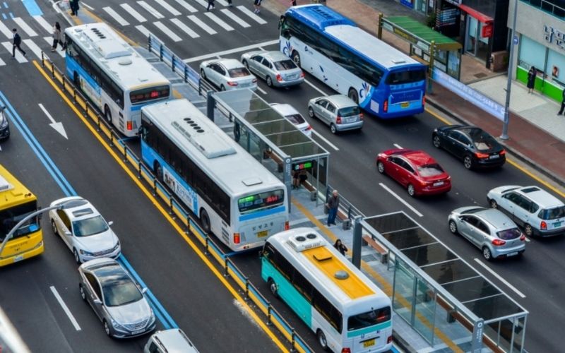 Sử dụng thẻ giao thông ở Hàn Quốc T-Money khi đi xe bus