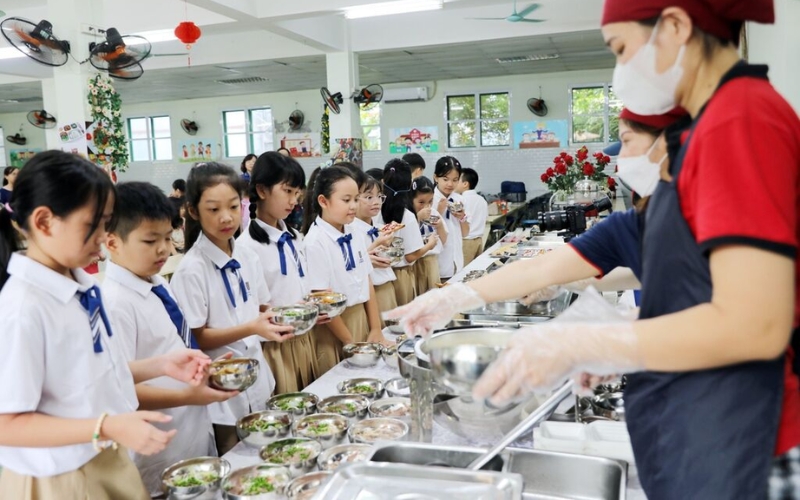 Khái niệm trường bán trú