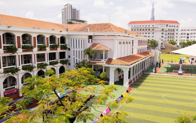 Học phí và các chi phí liên quan